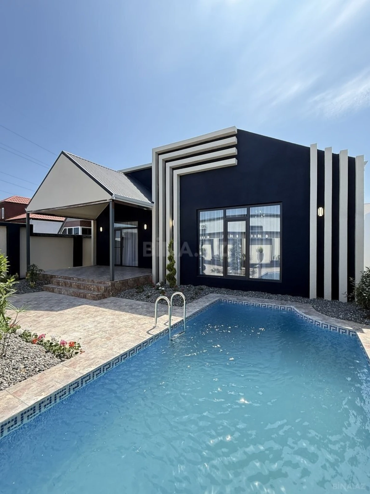 Satılır 4 otaqlı həyət evi 155 m²