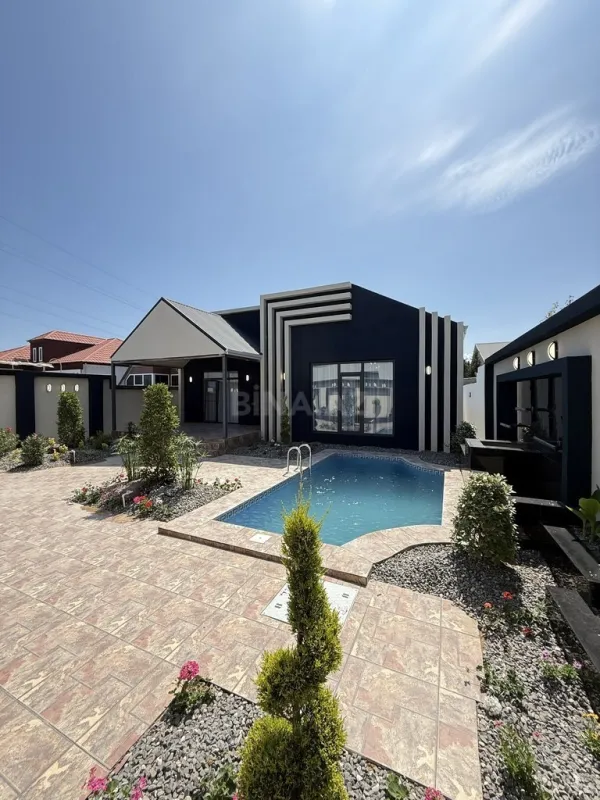 Satılır 4 otaqlı həyət evi 155 m²