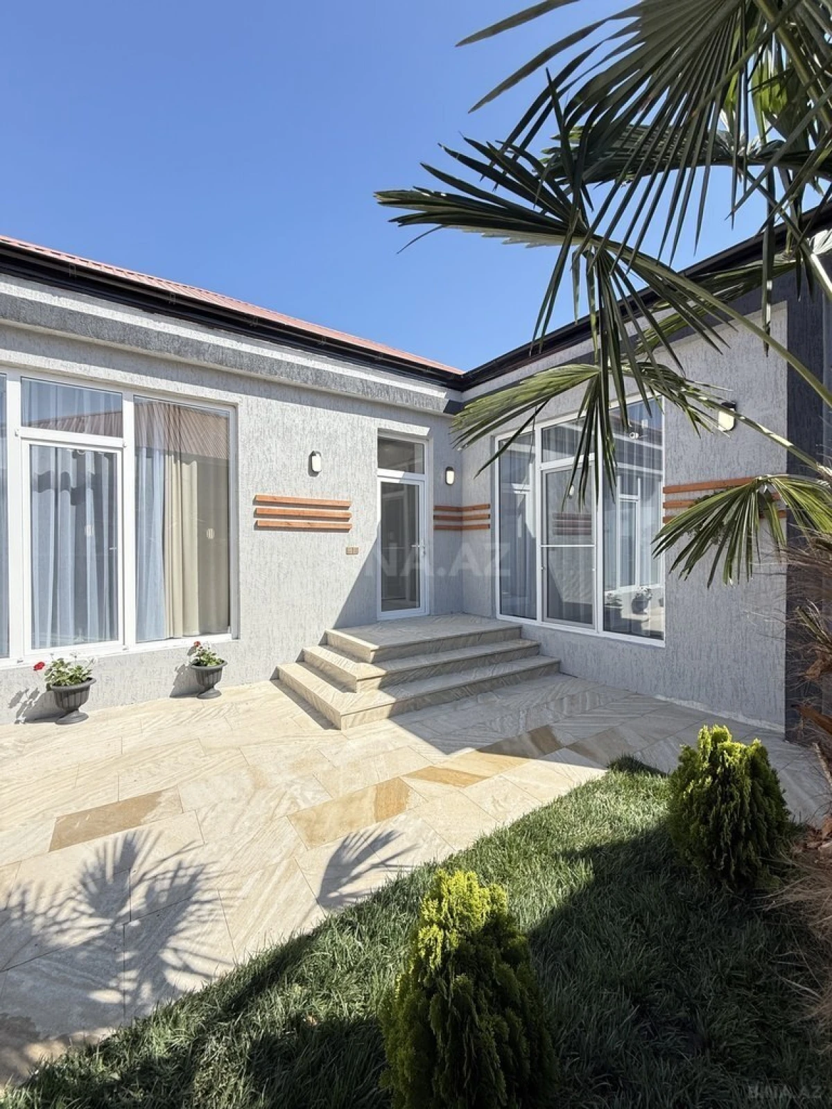 Satılır 4 otaqlı həyət evi 130 m²