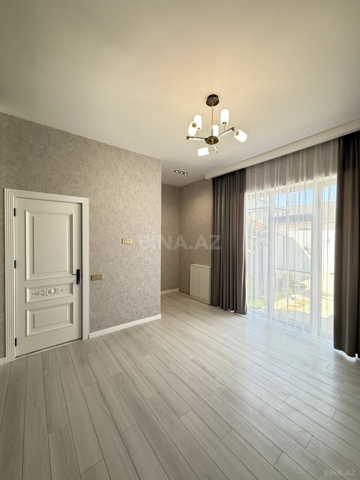 Satılır 4 otaqlı həyət evi 130 m²