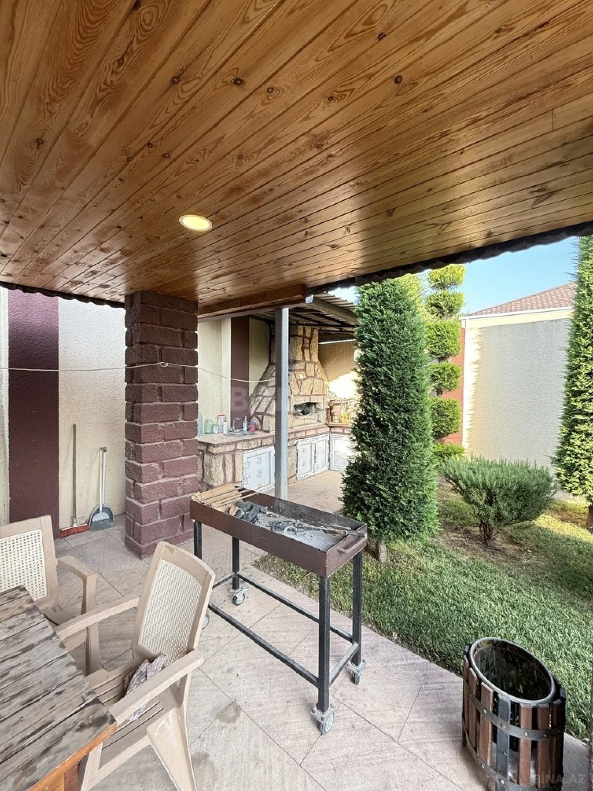 Satılır 4 otaqlı həyət evi 195 m²