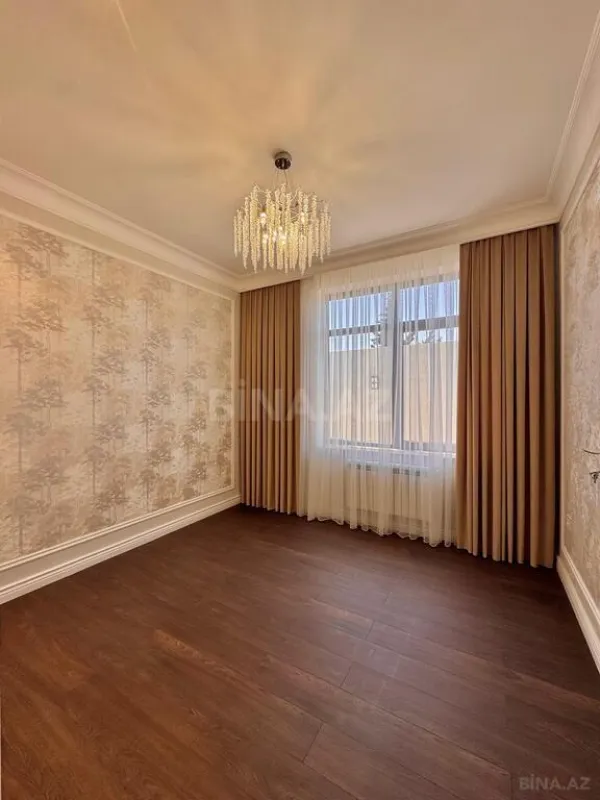 Satılır 5 otaqlı həyət evi 350 m²