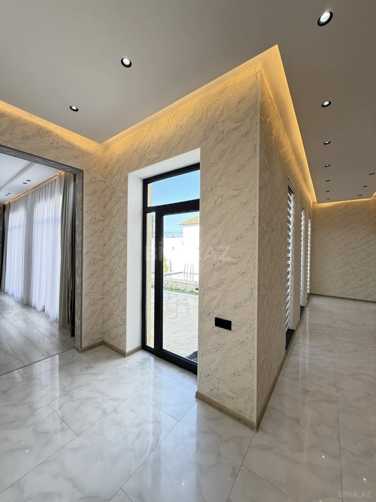 Satılır 4 otaqlı həyət evi 130 m²