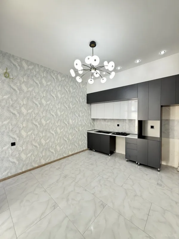 Satılır 4 otaqlı həyət evi 130 m²