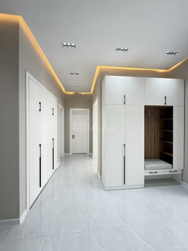 Satılır 4 otaqlı həyət evi 170 m²