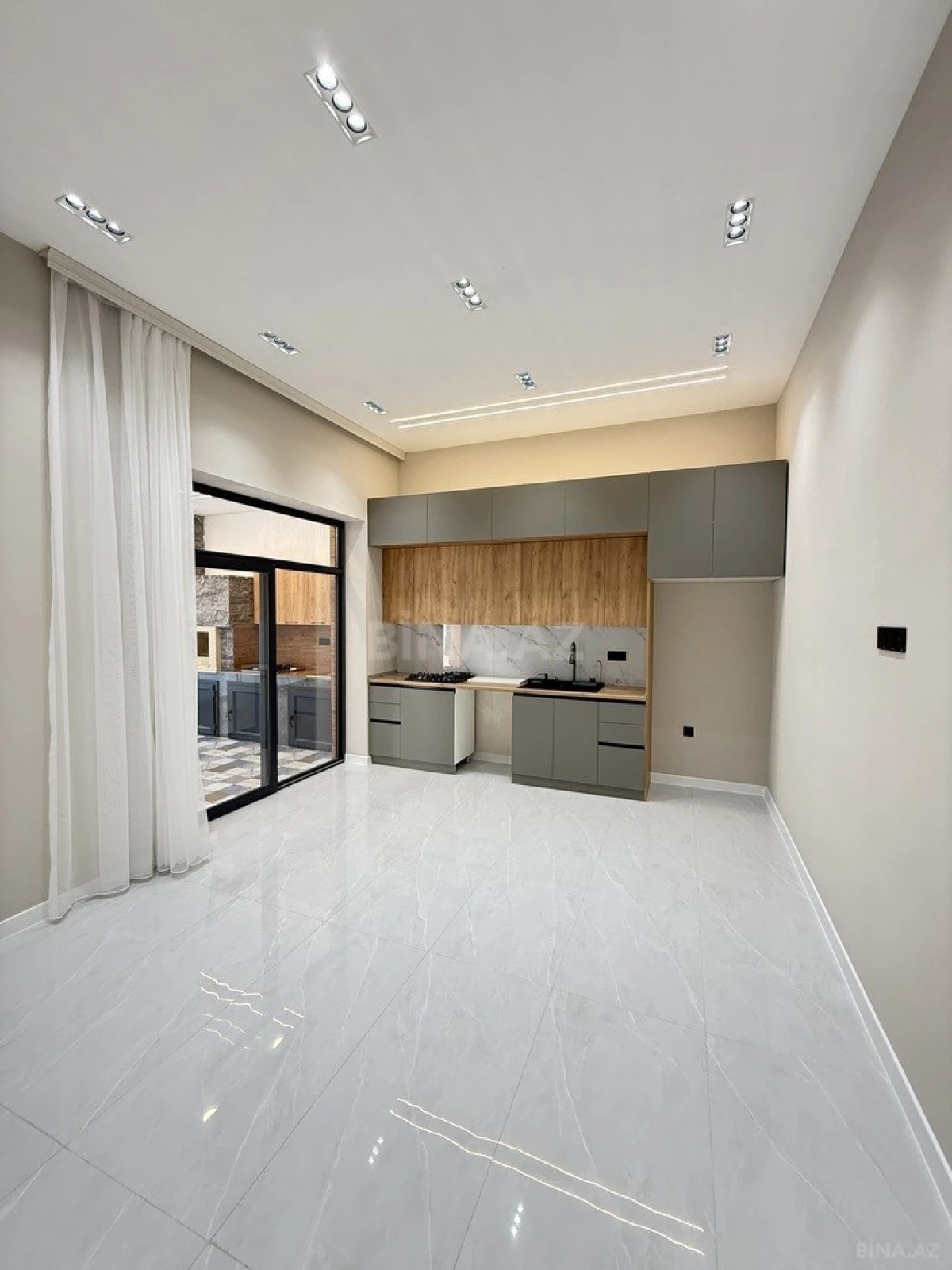 Satılır 4 otaqlı həyət evi 170 m²