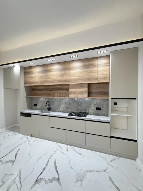 Satılır 5 otaqlı həyət evi 220 m²