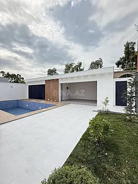 Satılır 5 otaqlı həyət evi 220 m²