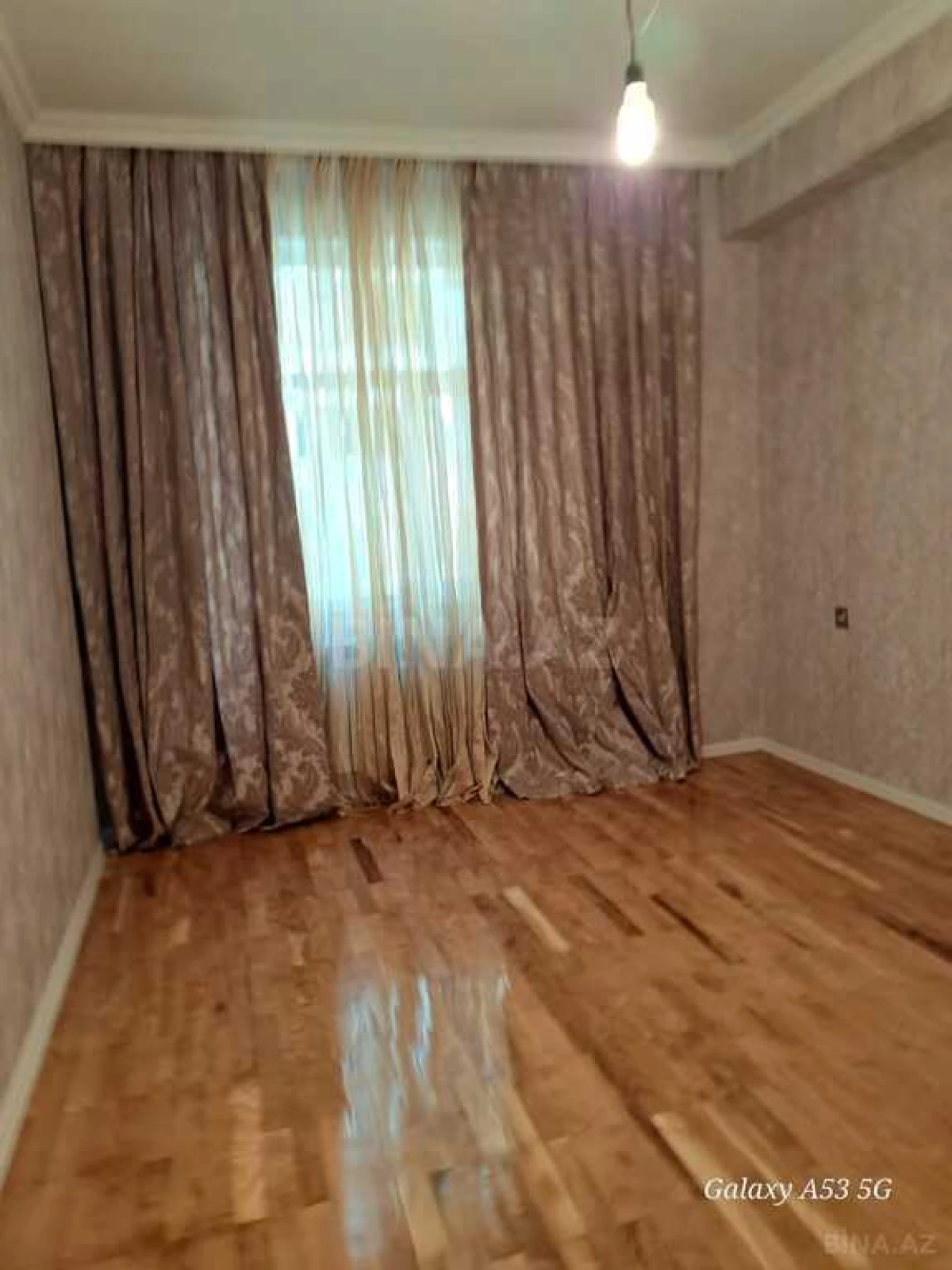 Satılır 2 otaqlı mənzil 80 m²