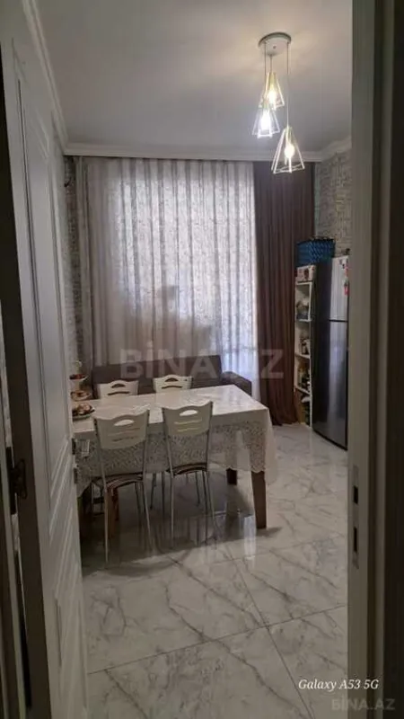 Satılır 2 otaqlı mənzil 80 m²