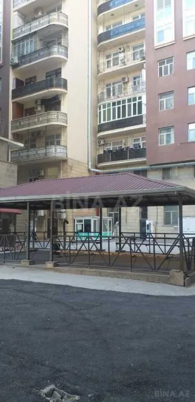 Satılır 2 otaqlı mənzil 80 m²