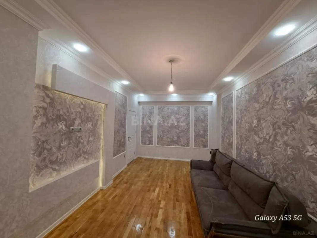 Satılır 2 otaqlı mənzil 80 m²