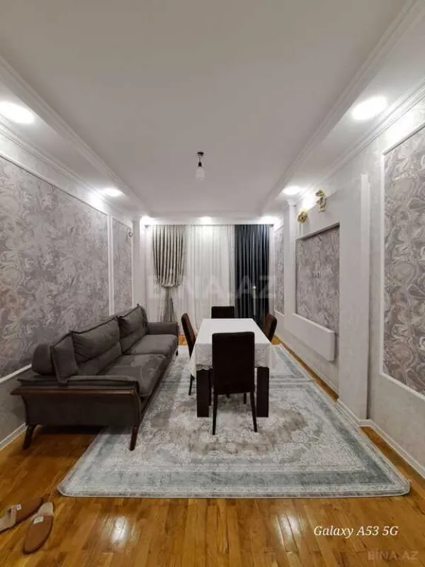 Satılır 2 otaqlı mənzil 80 m²