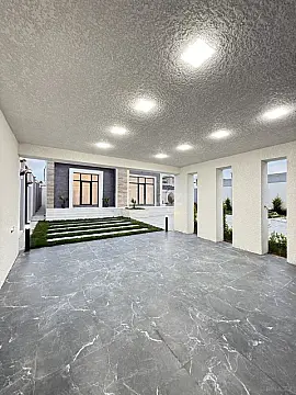 Satılır 5 otaqlı həyət evi 215 m²
