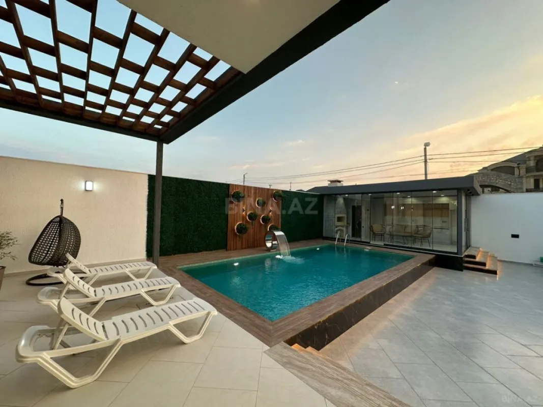 Satılır 4 otaqlı həyət evi 180 m²