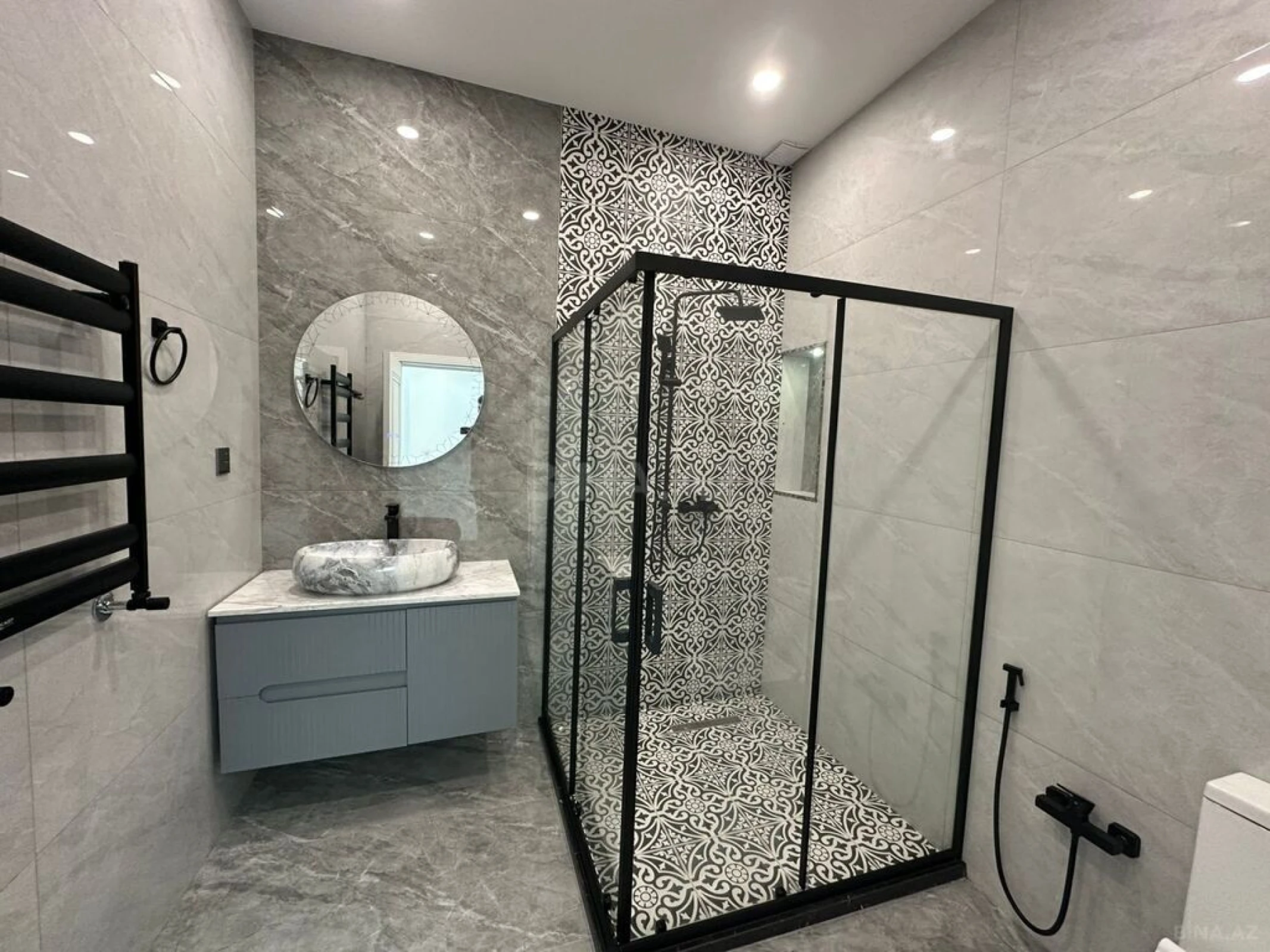 Satılır 4 otaqlı həyət evi 180 m²