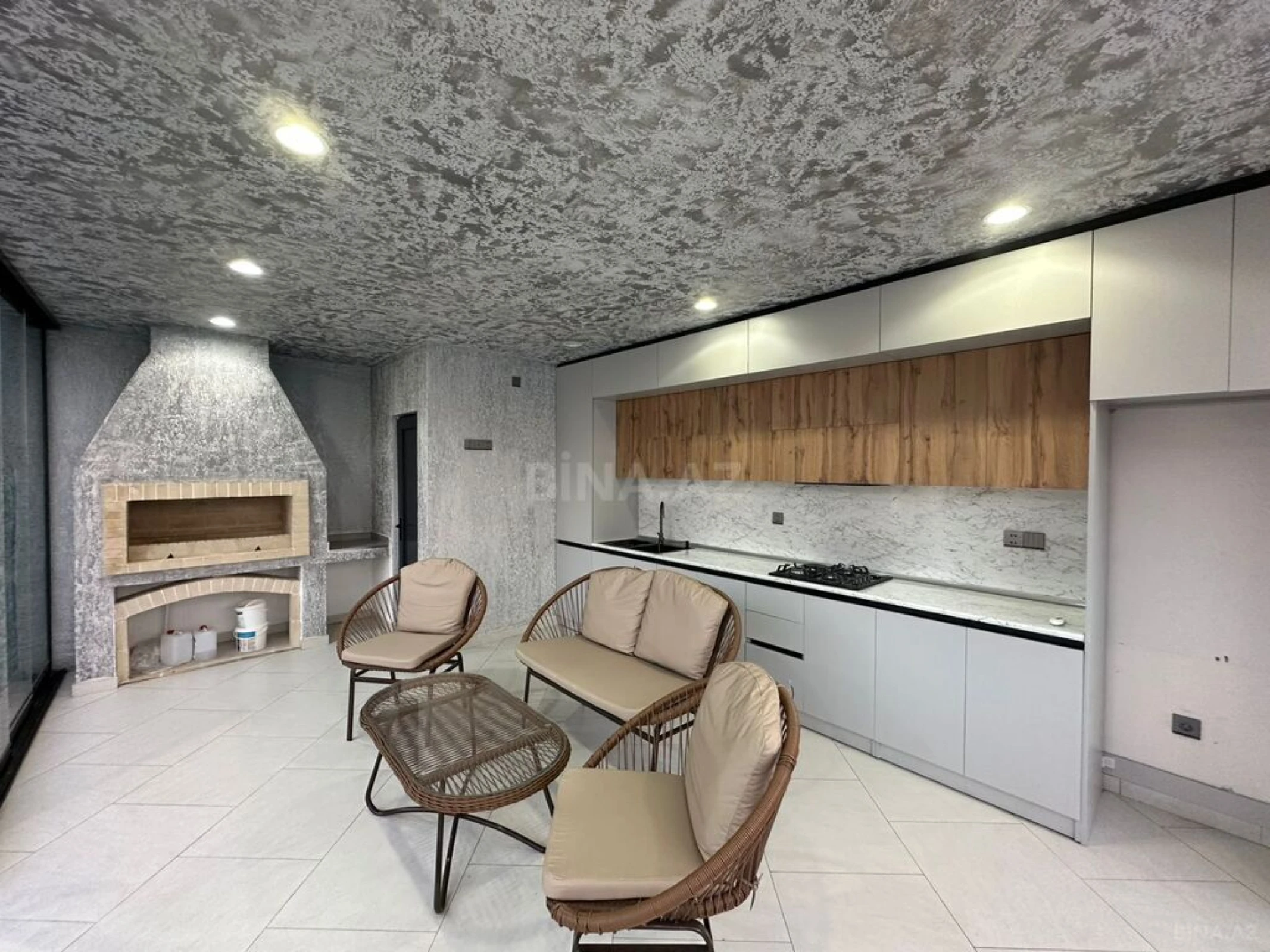 Satılır 4 otaqlı həyət evi 180 m²