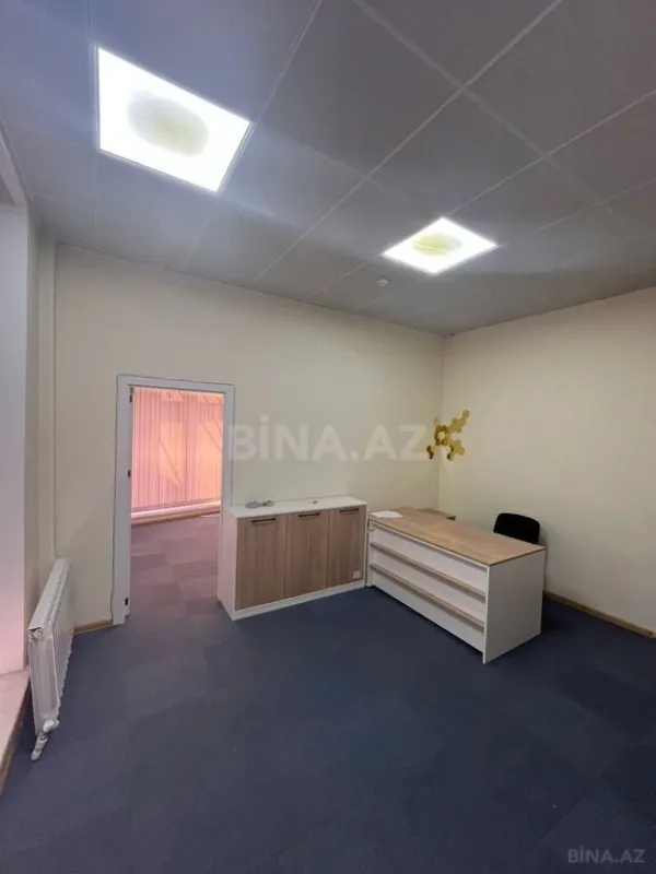 Kirayə verilir 2 otaqlı ofis 50 m²