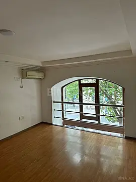 Kirayə verilir obyekt 30 m²