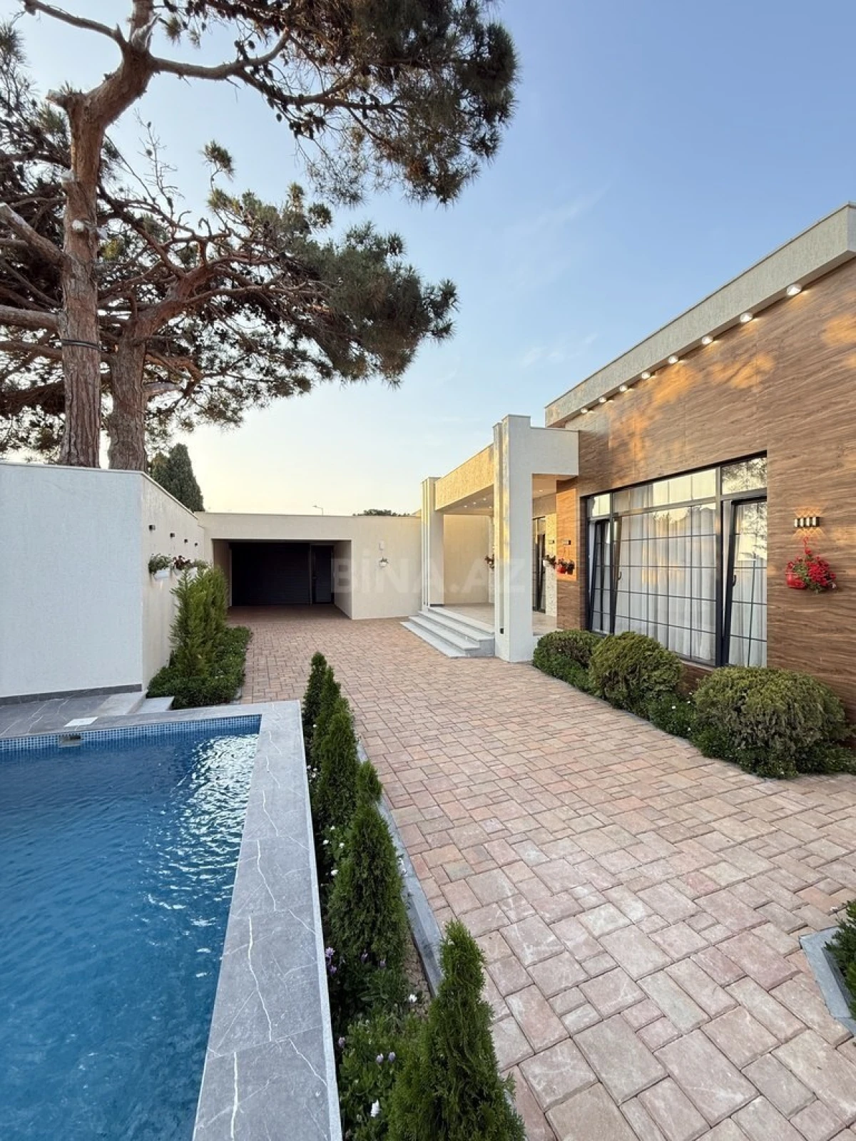 Satılır 4 otaqlı həyət evi 160 m²