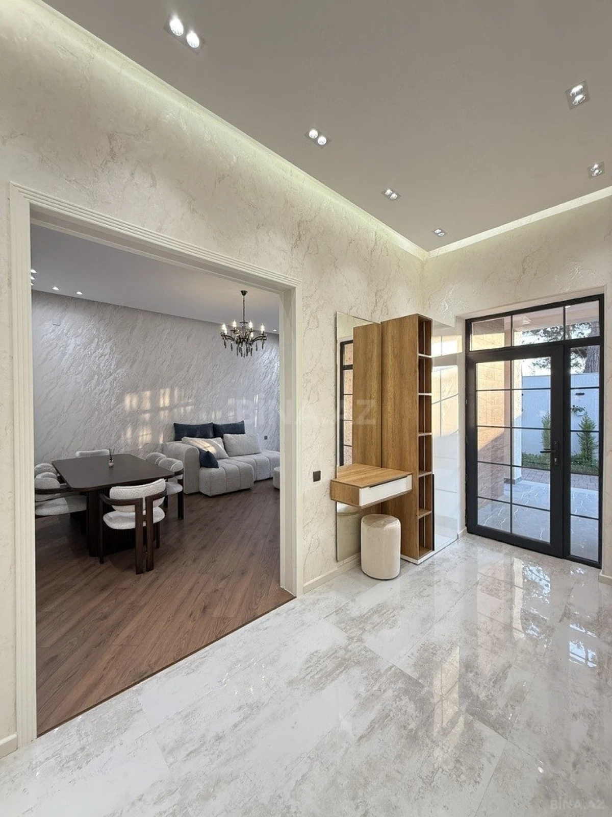 Satılır 4 otaqlı həyət evi 160 m²