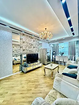Kirayə verilir 2 otaqlı mənzil 80 m²