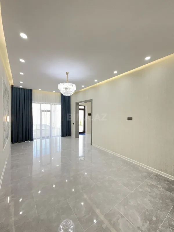 Satılır 4 otaqlı həyət evi 135 m²