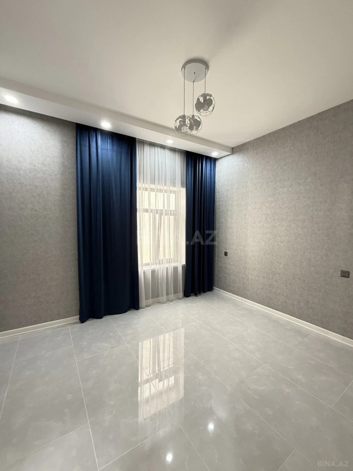 Satılır 4 otaqlı həyət evi 135 m²