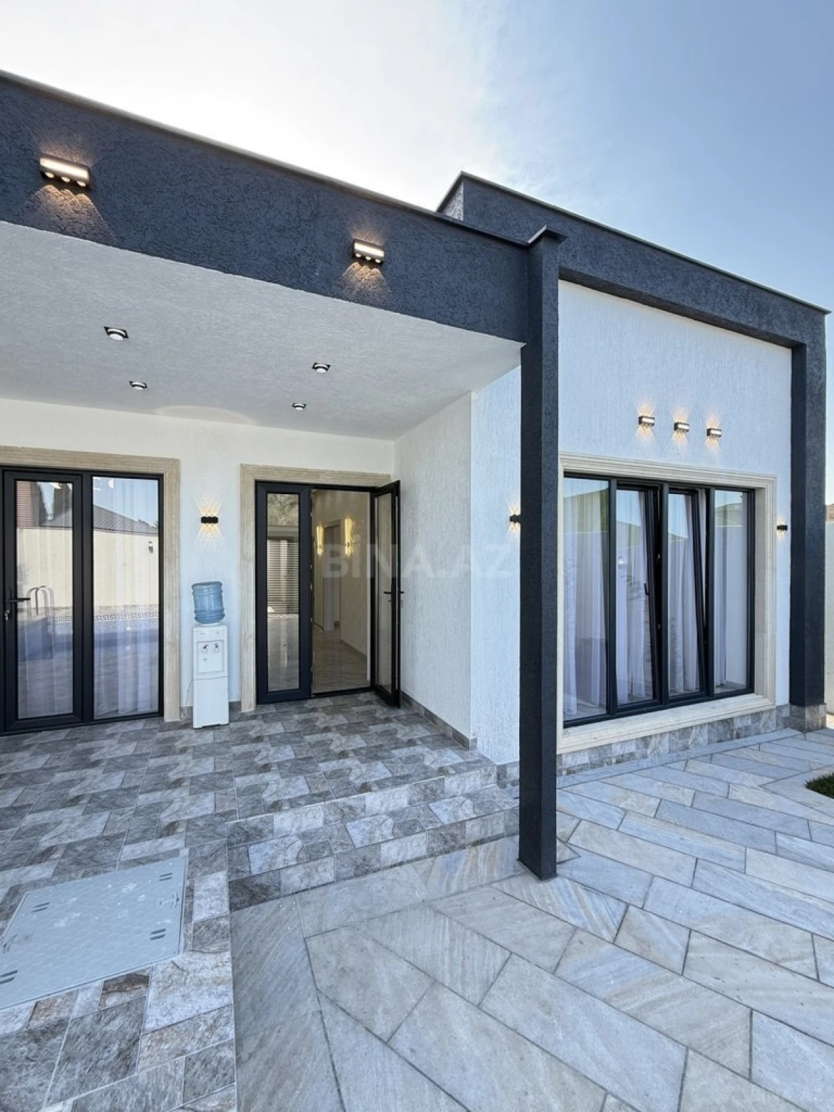 Satılır 4 otaqlı həyət evi 145 m²