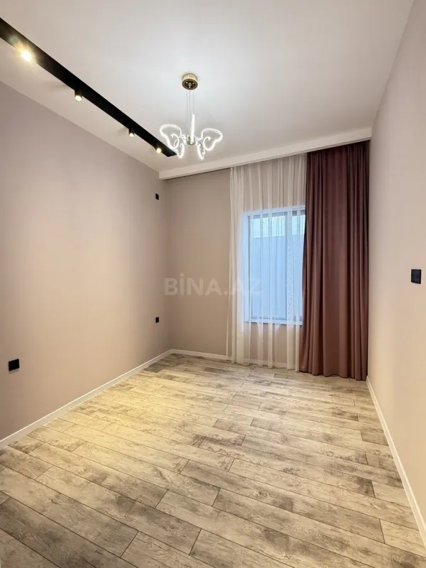 Satılır 4 otaqlı həyət evi 155 m²