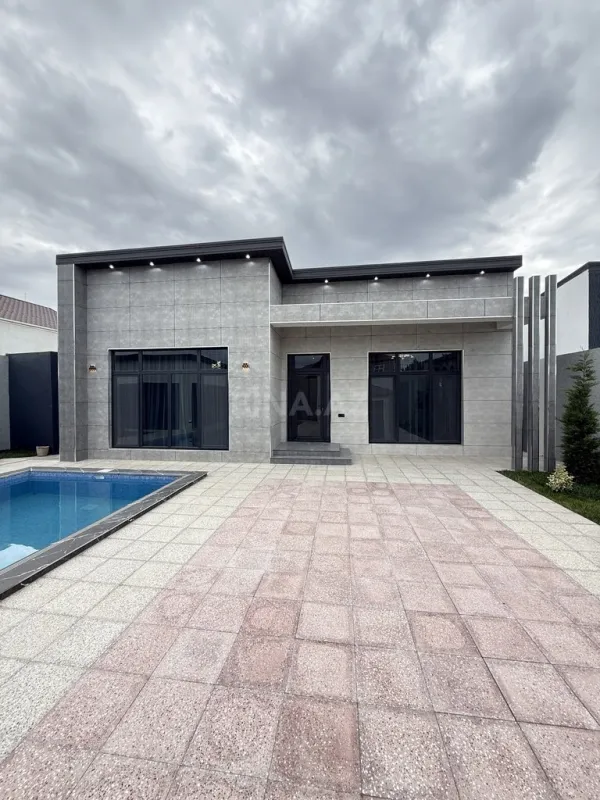 Satılır 4 otaqlı həyət evi 155 m²