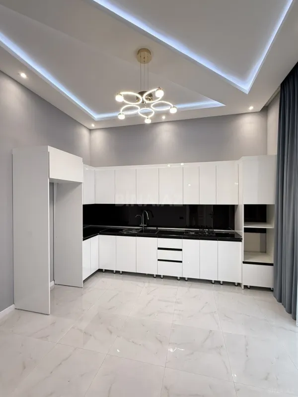 Satılır 4 otaqlı həyət evi 155 m²