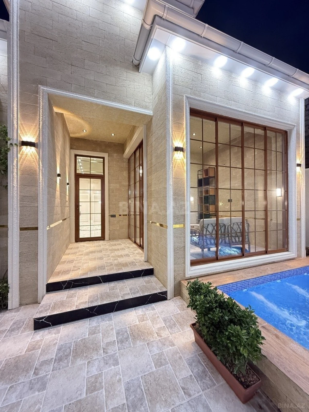 Satılır 4 otaqlı həyət evi 125 m²