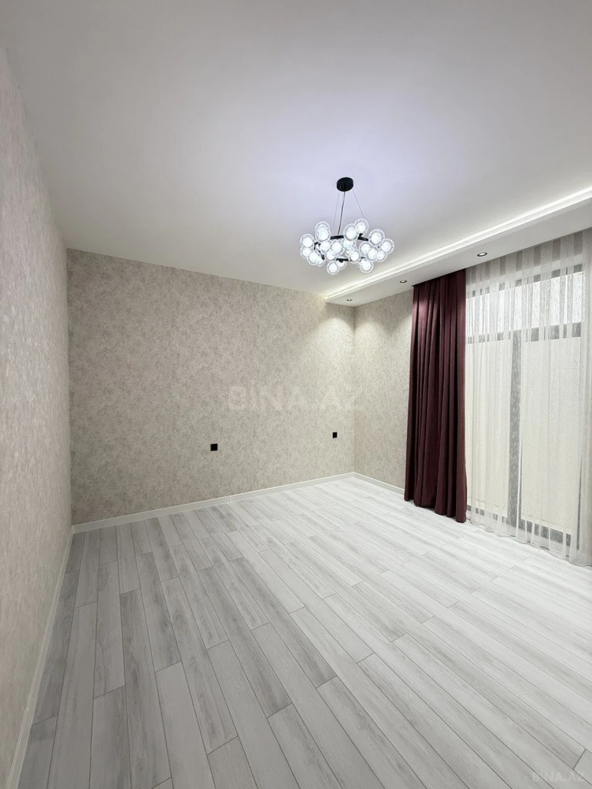 Satılır 4 otaqlı həyət evi 160 m²