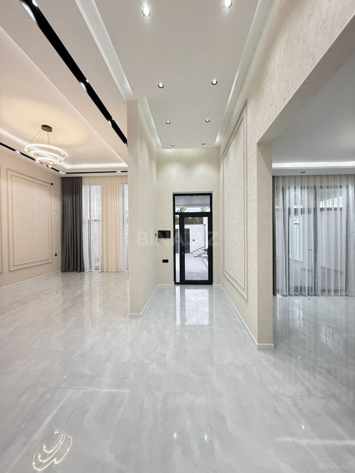 Satılır 4 otaqlı həyət evi 160 m²