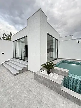 Satılır 4 otaqlı həyət evi 160 m²