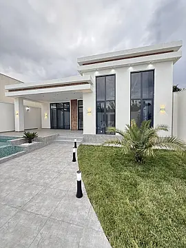 Satılır 4 otaqlı həyət evi 160 m²