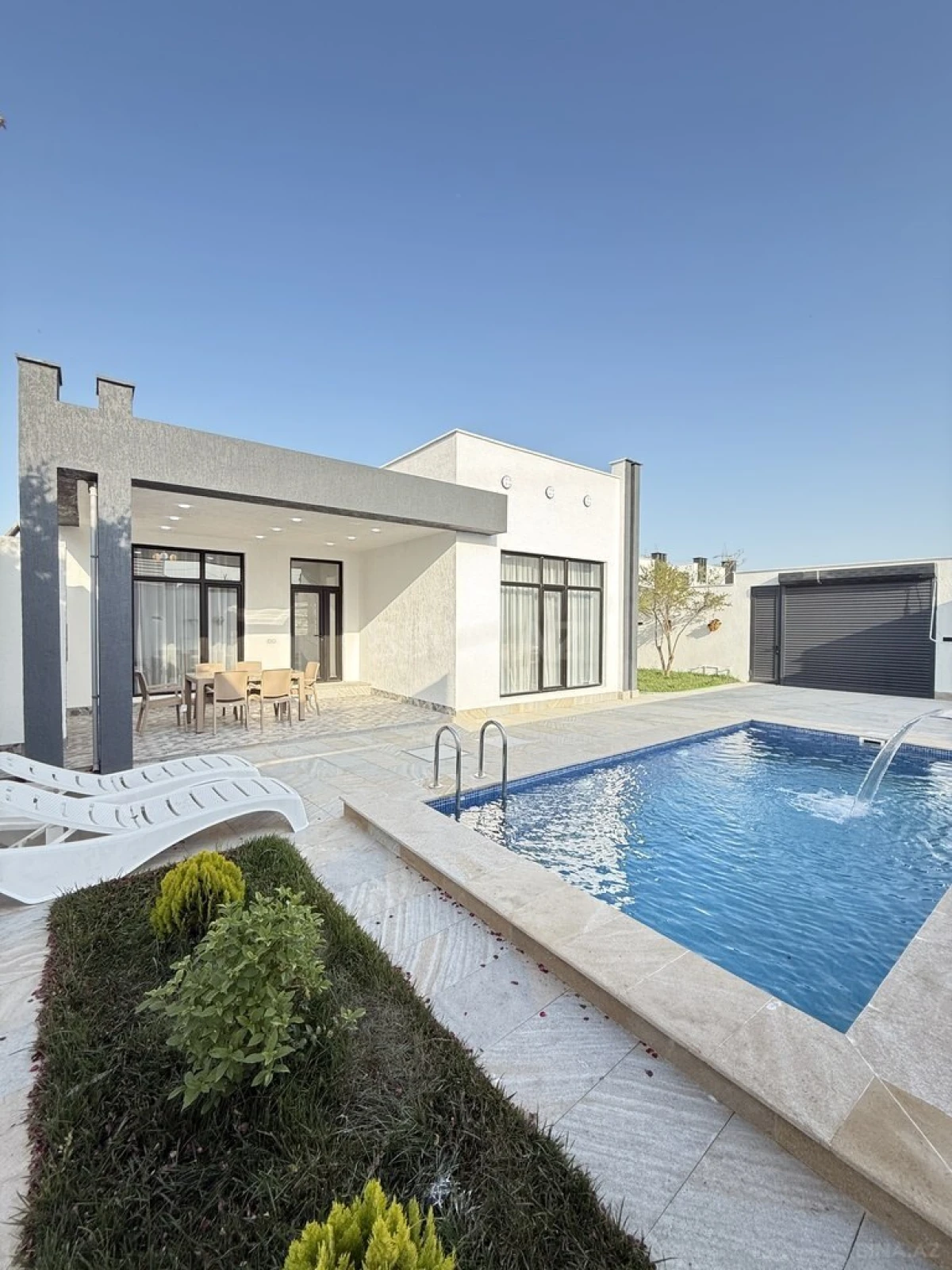 Satılır 4 otaqlı həyət evi 150 m²