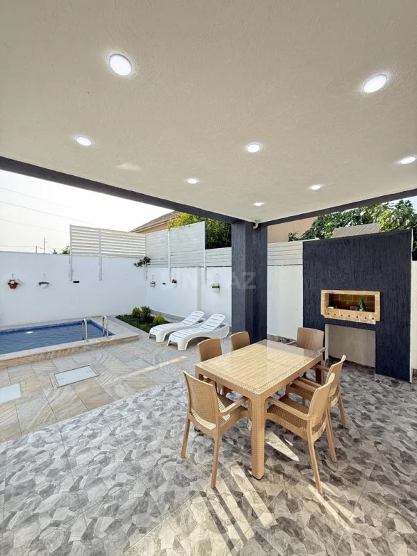 Satılır 4 otaqlı həyət evi 150 m²