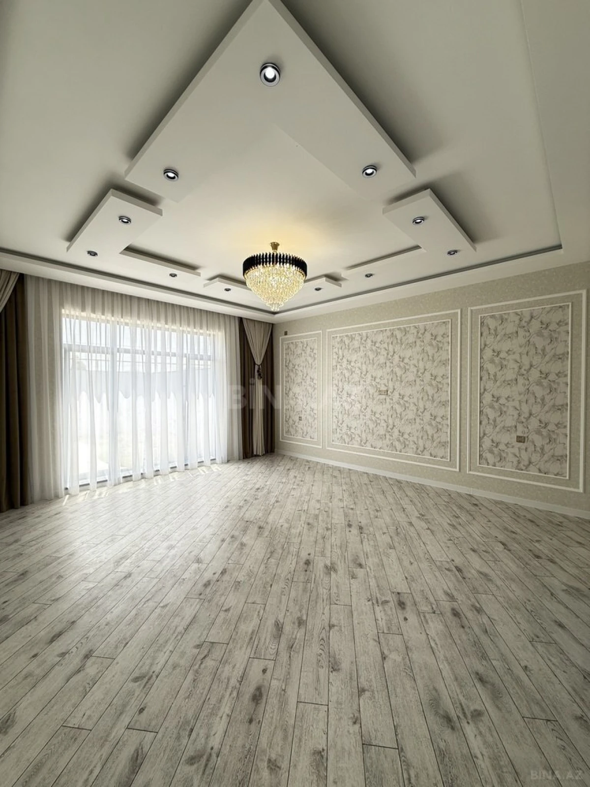 Satılır 4 otaqlı həyət evi 145 m²