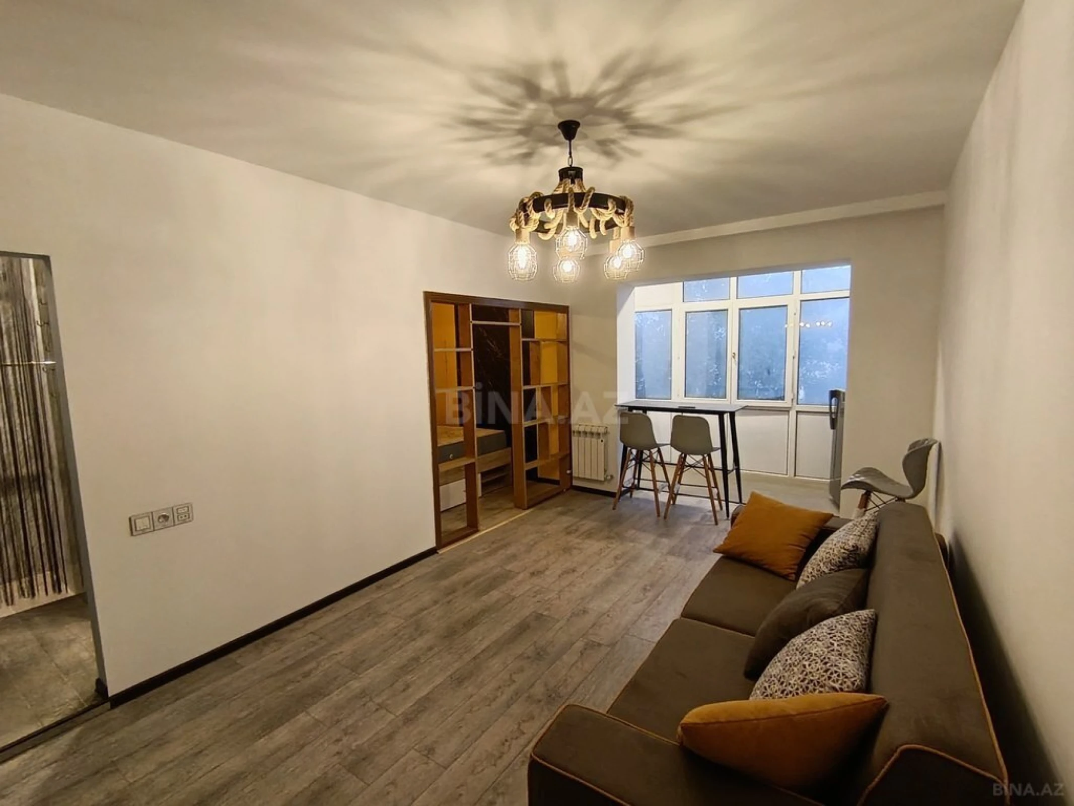 Satılır 2 otaqlı mənzil 38 m²