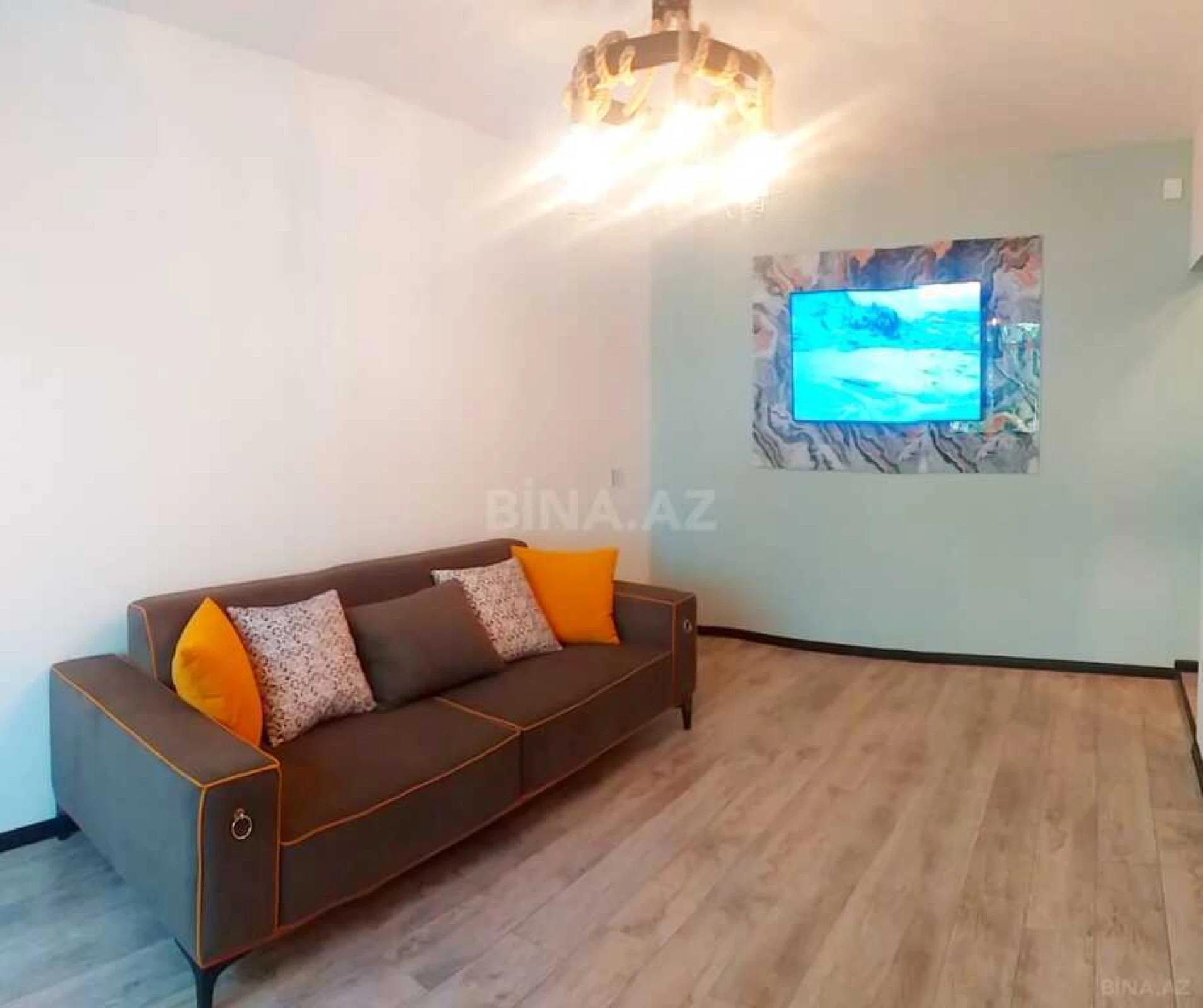 Satılır 2 otaqlı mənzil 38 m²