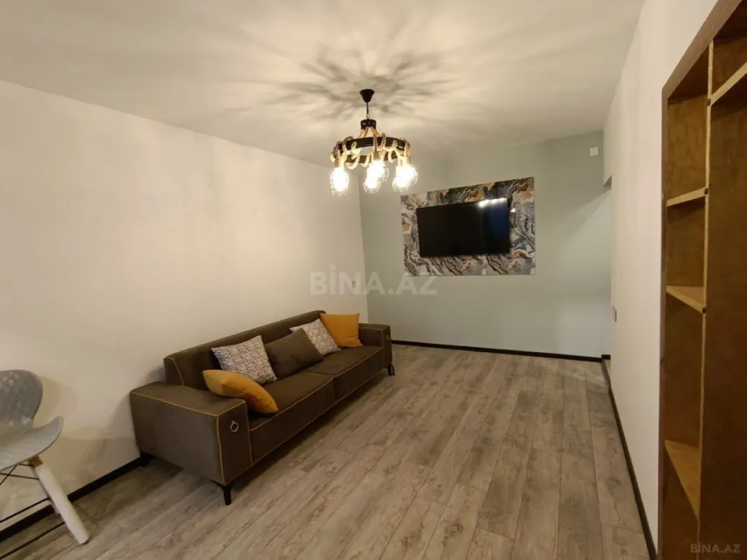 Satılır 2 otaqlı mənzil 38 m²