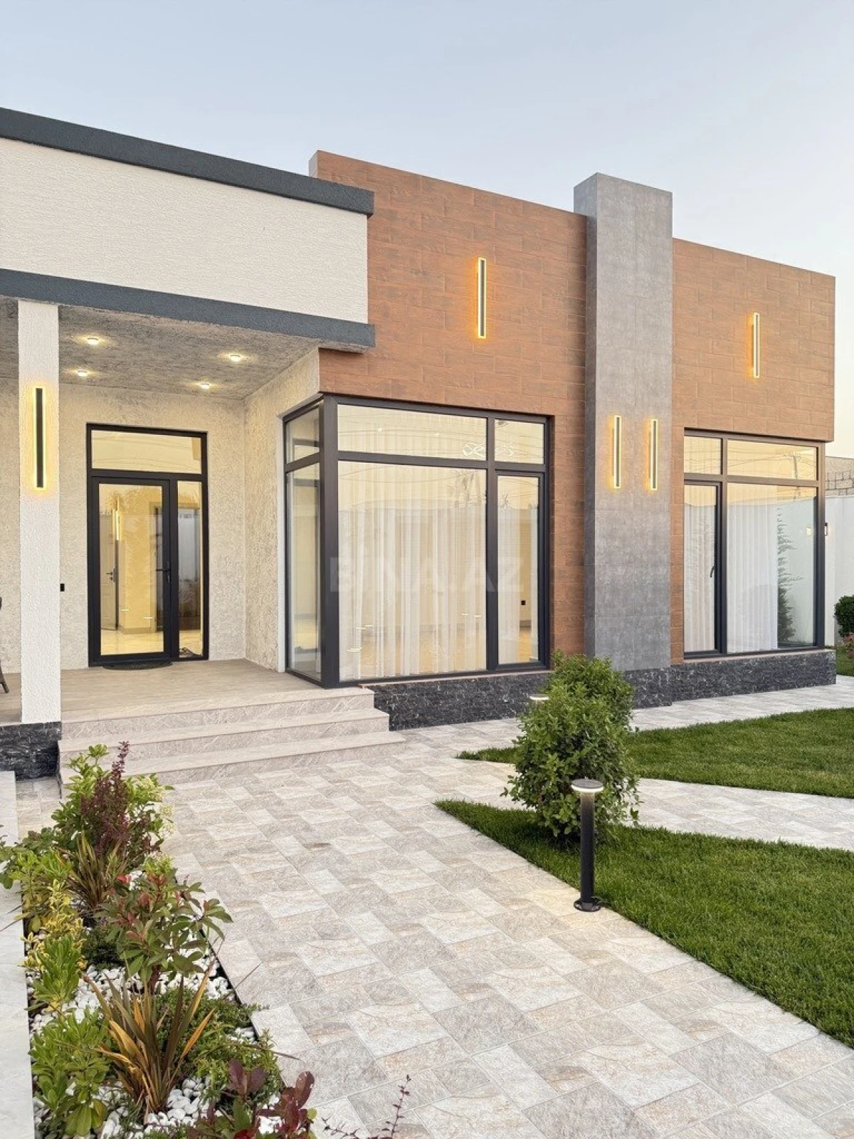 Satılır 4 otaqlı həyət evi 170 m²