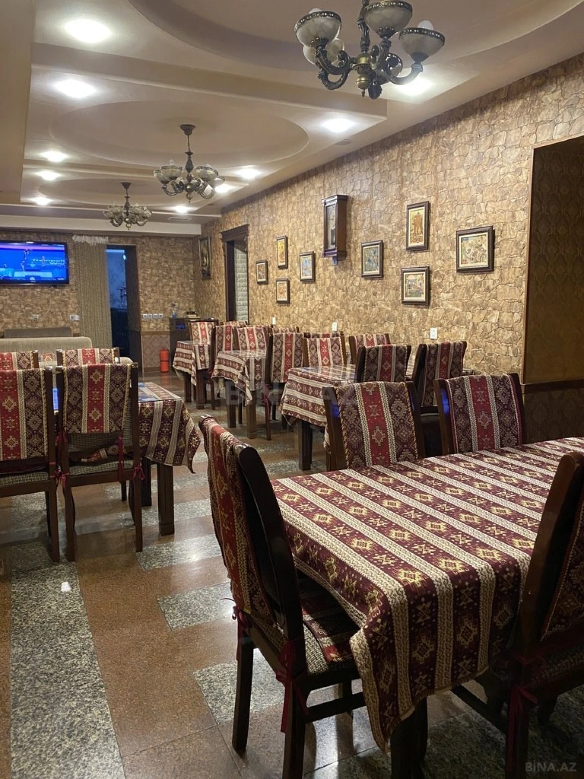 Kirayə verilir obyekt 183 m²