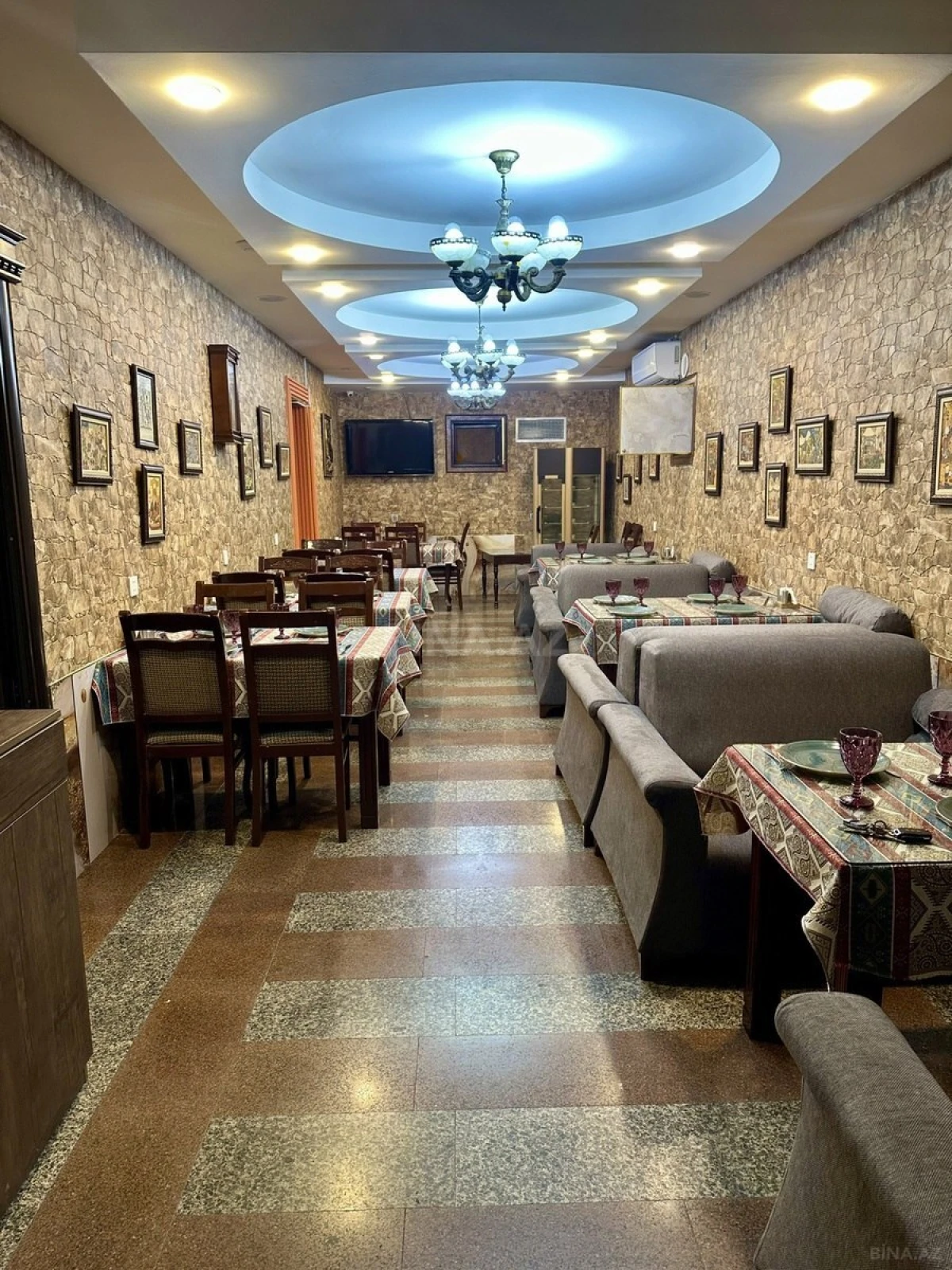 Kirayə verilir obyekt 183 m²