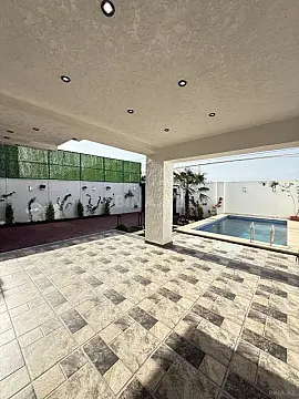 Satılır 5 otaqlı həyət evi 220 m²