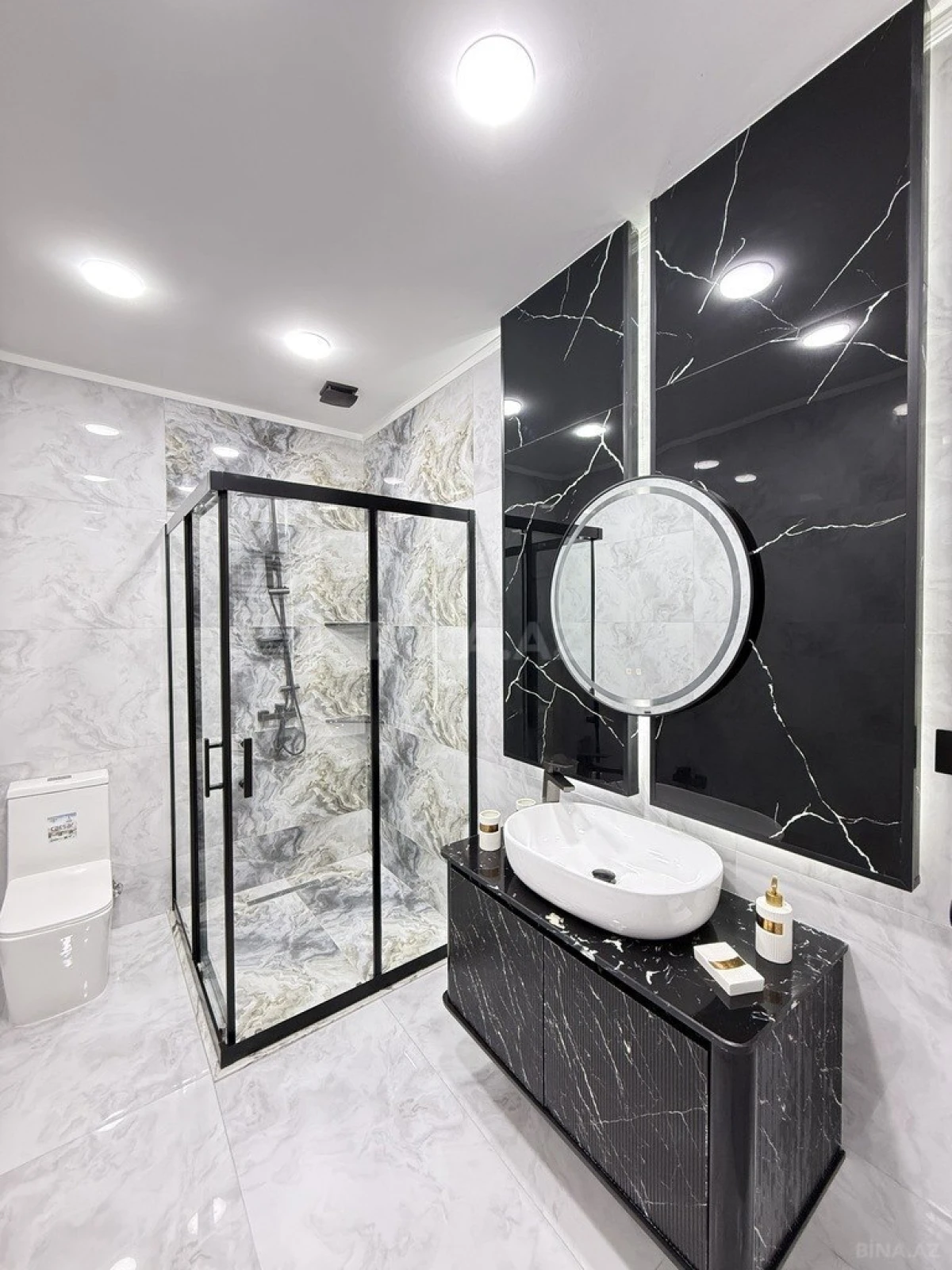 Satılır 5 otaqlı həyət evi 220 m²