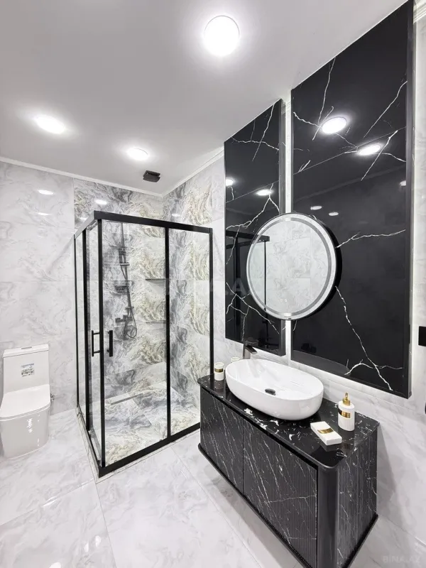 Satılır 5 otaqlı həyət evi 220 m²