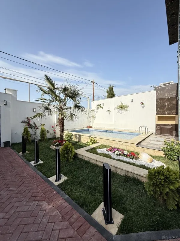 Satılır 5 otaqlı həyət evi 220 m²